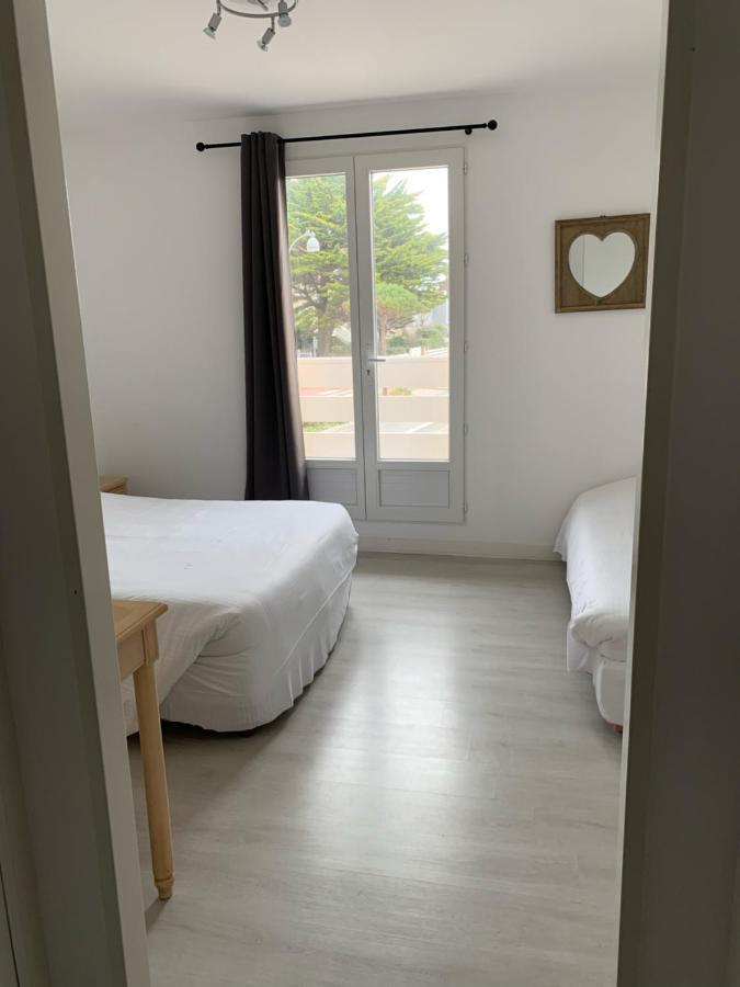 Hotel De Paris Courseulles-sur-Mer Bagian luar foto