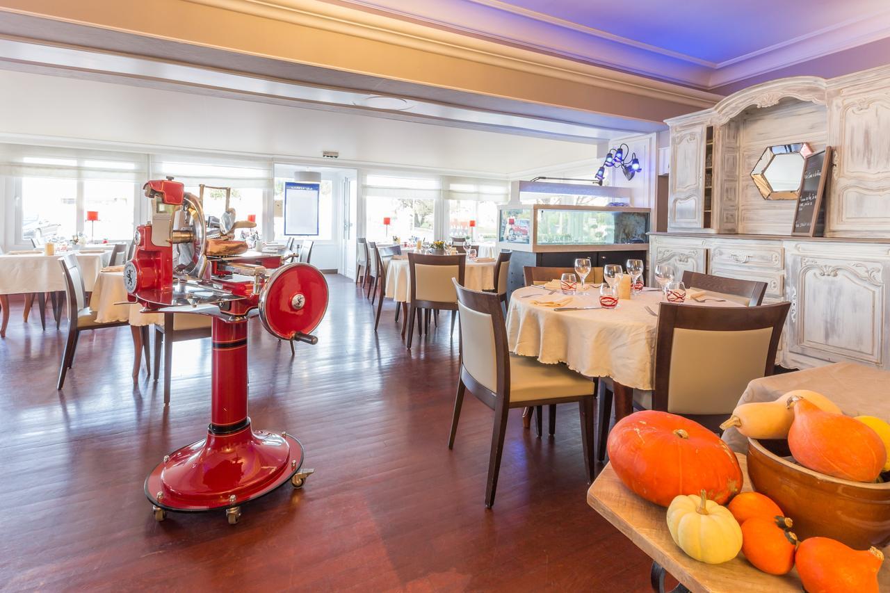 Hotel De Paris Courseulles-sur-Mer Bagian luar foto